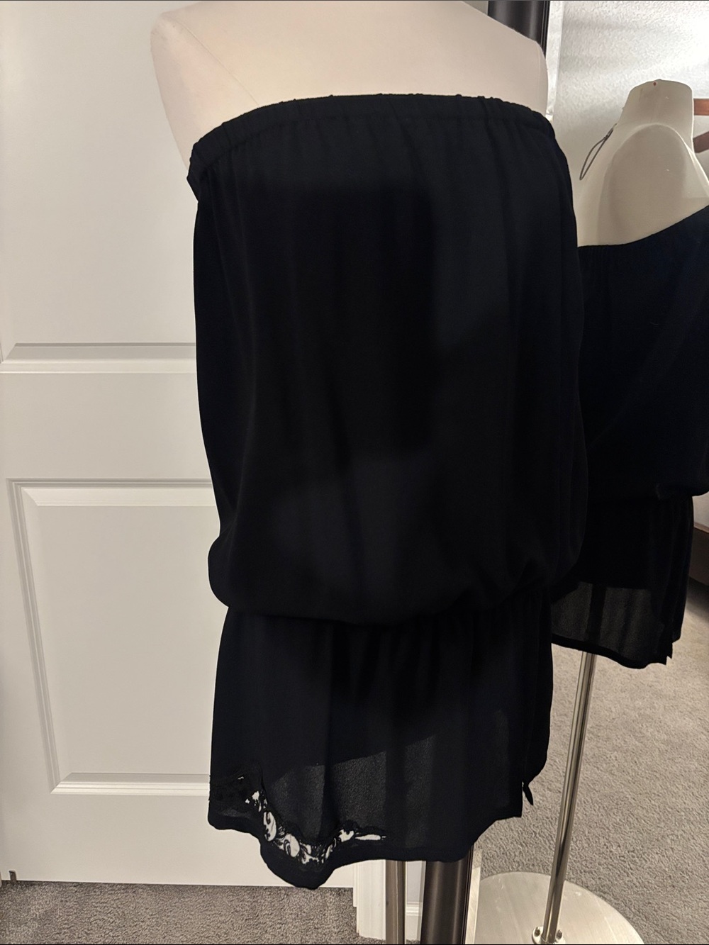 Women's Black Strapless Blouson Camisole Dress - Casual Evening